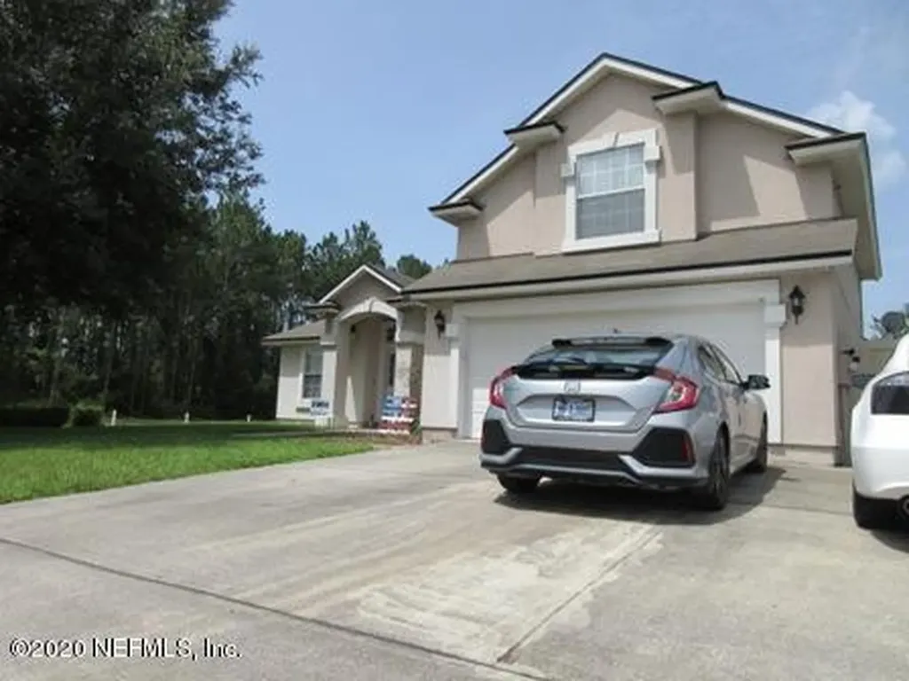 3697 Southbank Circle Green Cove Springs FL 32043