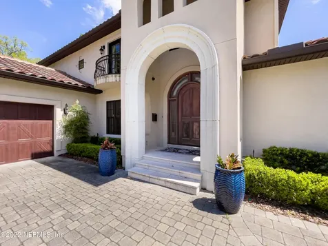 3973 Alhambra Drive W Jacksonville FL 32207