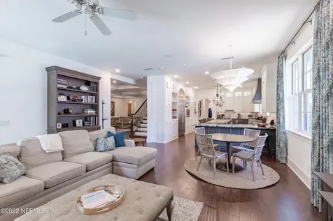 3973 Alhambra Drive W Jacksonville FL 32207