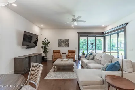 3973 Alhambra Drive W Jacksonville FL 32207