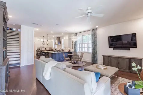 3973 Alhambra Drive W Jacksonville FL 32207