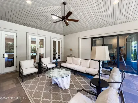 3973 Alhambra Drive W Jacksonville FL 32207