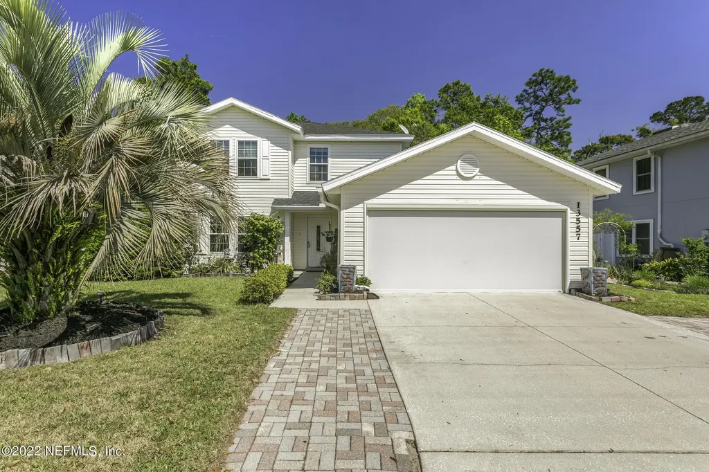 13557 Ashford Wood Court E Jacksonville FL 32218