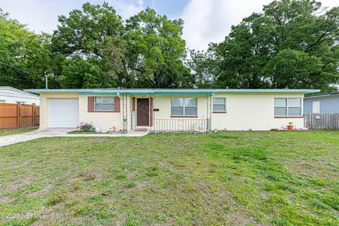 5753 Cedar Forest Drive N Jacksonville FL 32210