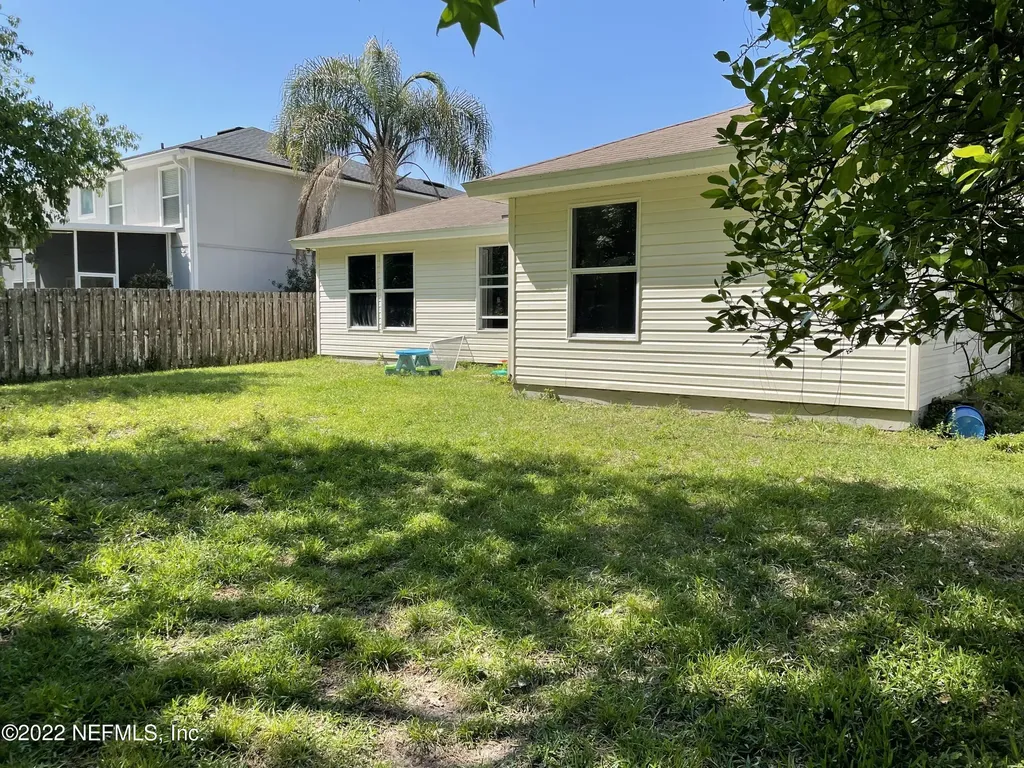13517 Ashford Wood Court E Jacksonville FL 32218