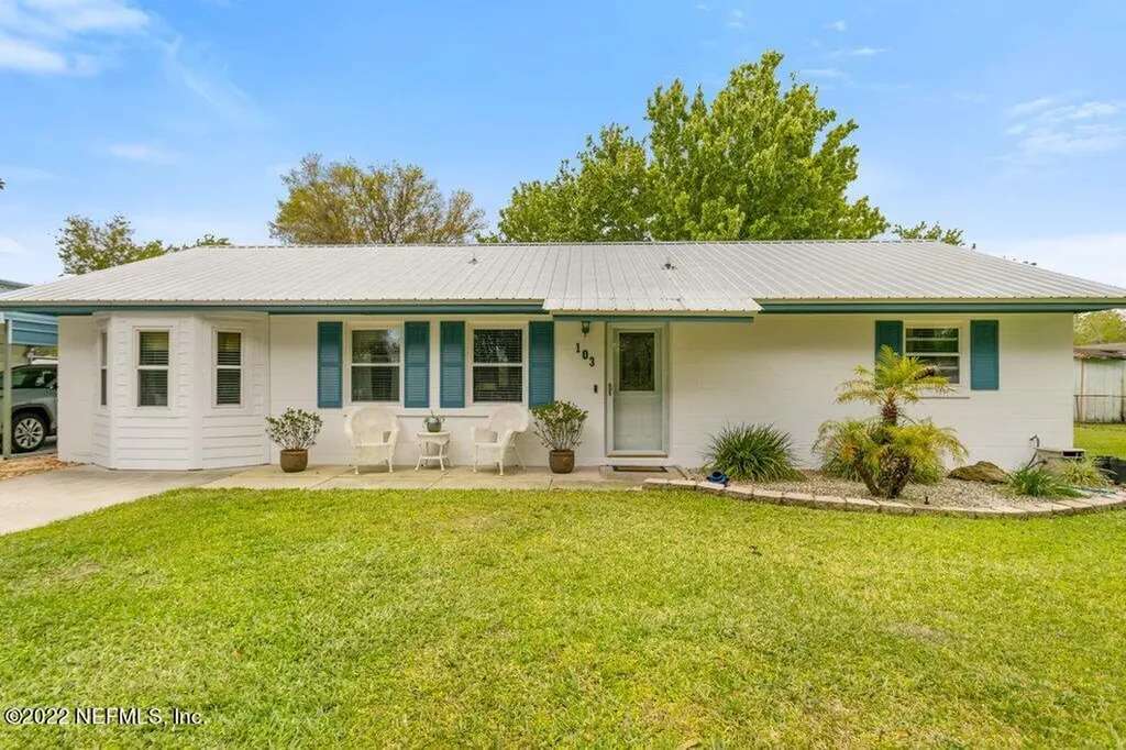 103 Granada Street East Palatka FL 32131