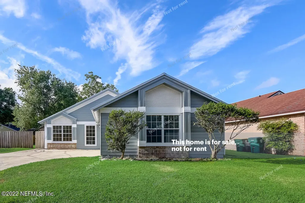 3158 Sweetwater Oaks Drive N Jacksonville FL 32223