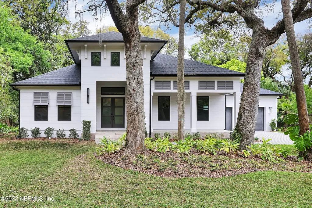 335 Country Club Lane Atlantic Beach FL 32233
