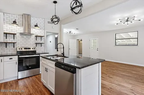 1176 Denaud Street Jacksonville FL 32205