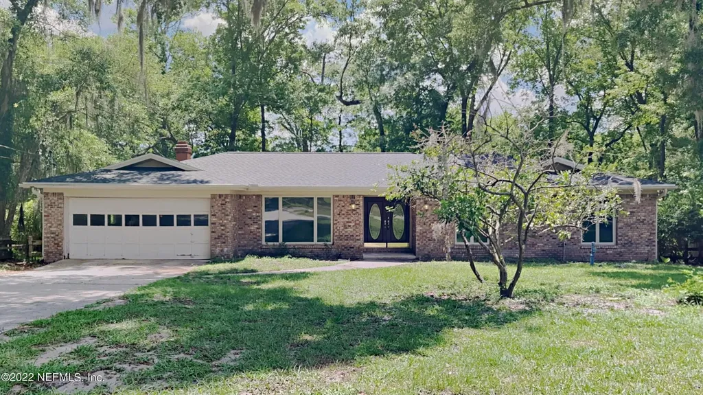 518 Lake Asbury Drive Green Cove Springs FL 32043