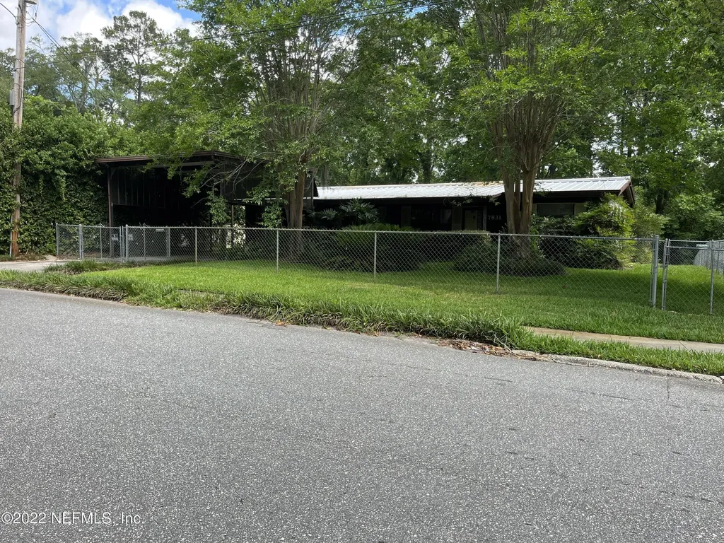7831 Lemans Drive Jacksonville FL 32210