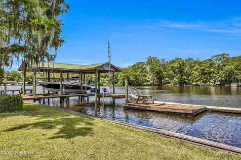 2385 Cedar Shores Circle Jacksonville FL 32210