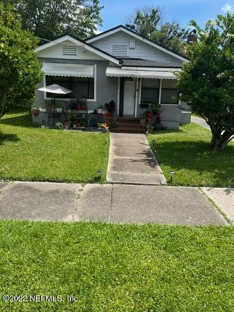 1122 N Durkee Drive Jacksonville FL 32209
