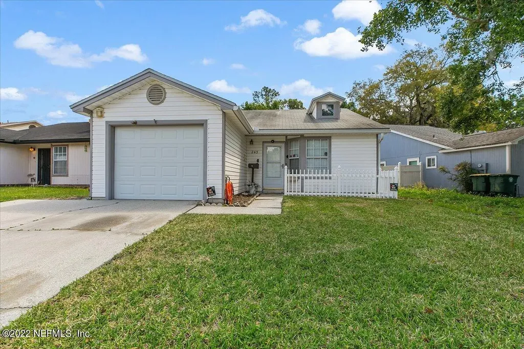245 Aquarius Circle N Jacksonville FL 32216