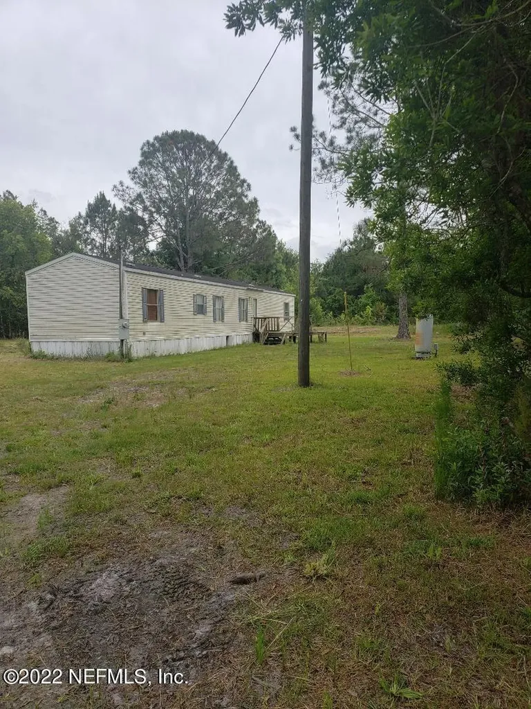 6510 NW 180th Street Starke FL 32091