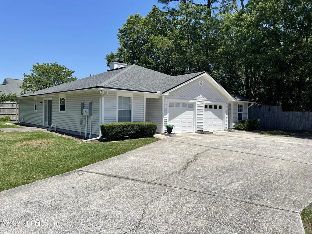 11051 Losco Pines Court Jacksonville FL 32257
