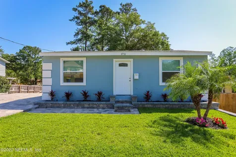 1711 Red Bay Court Jacksonville FL 32211