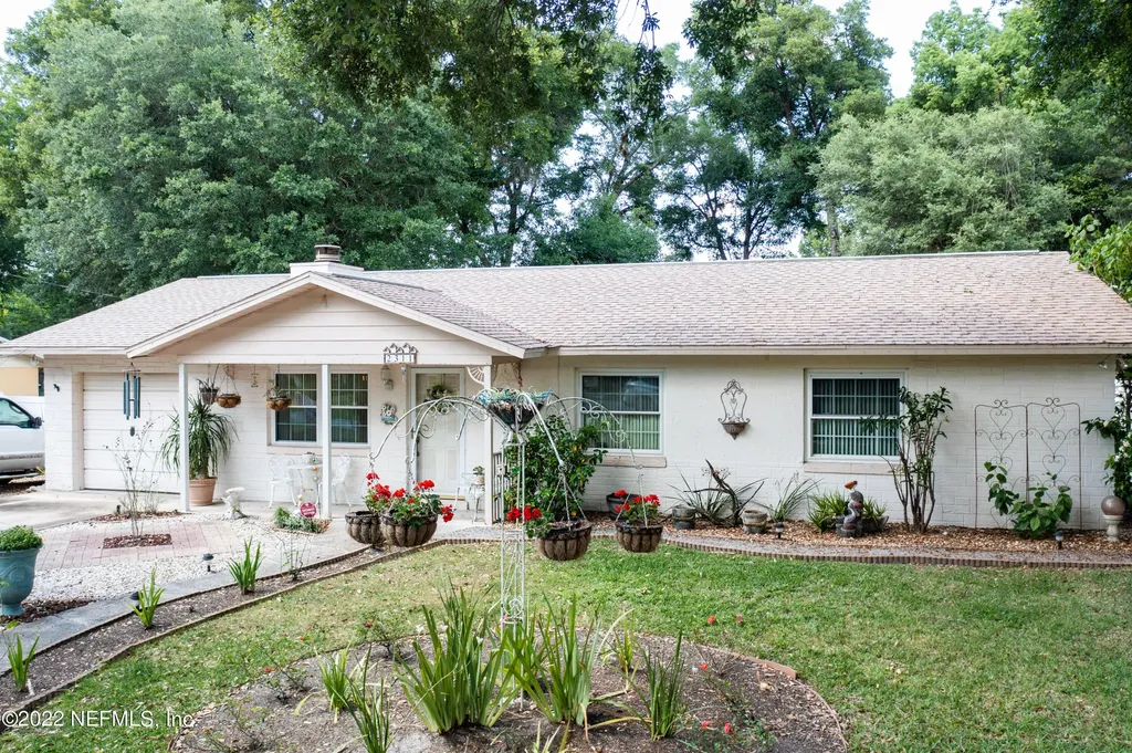 2311 NE 42nd Street Ocala FL 34479