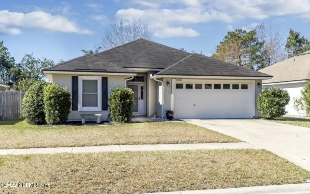 2550 Coachman Lakes Drive Jacksonville FL 32246