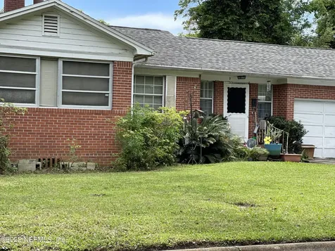 1348 Lechlade Street Jacksonville FL 32205