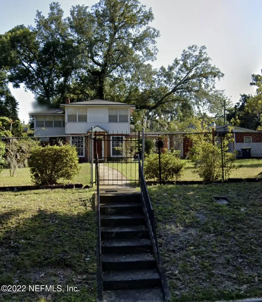 112 W 67th Street Jacksonville FL 32208