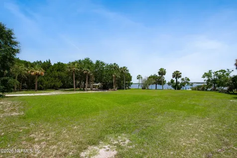8912 Heckscher Drive Jacksonville FL 32226