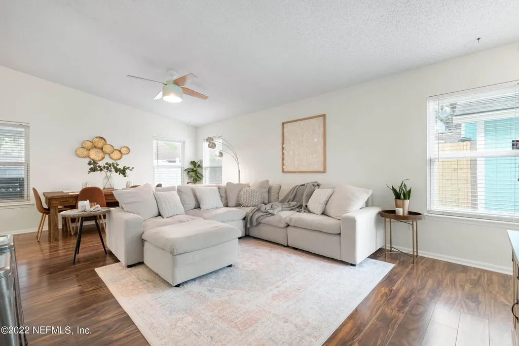 1437 Cove Landing Drive Jacksonville FL 32233