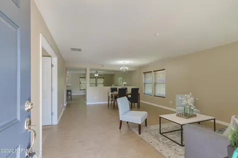 7399 Westland Oaks Drive Jacksonville FL 32244