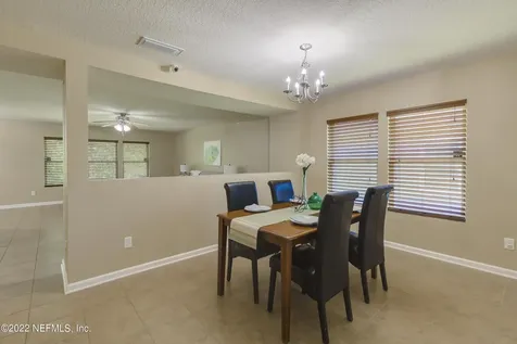 7399 Westland Oaks Drive Jacksonville FL 32244