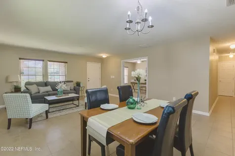 7399 Westland Oaks Drive Jacksonville FL 32244