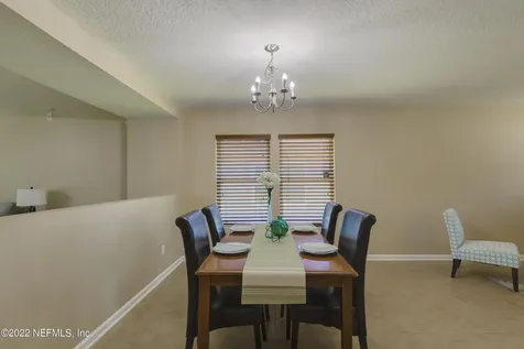 7399 Westland Oaks Drive Jacksonville FL 32244
