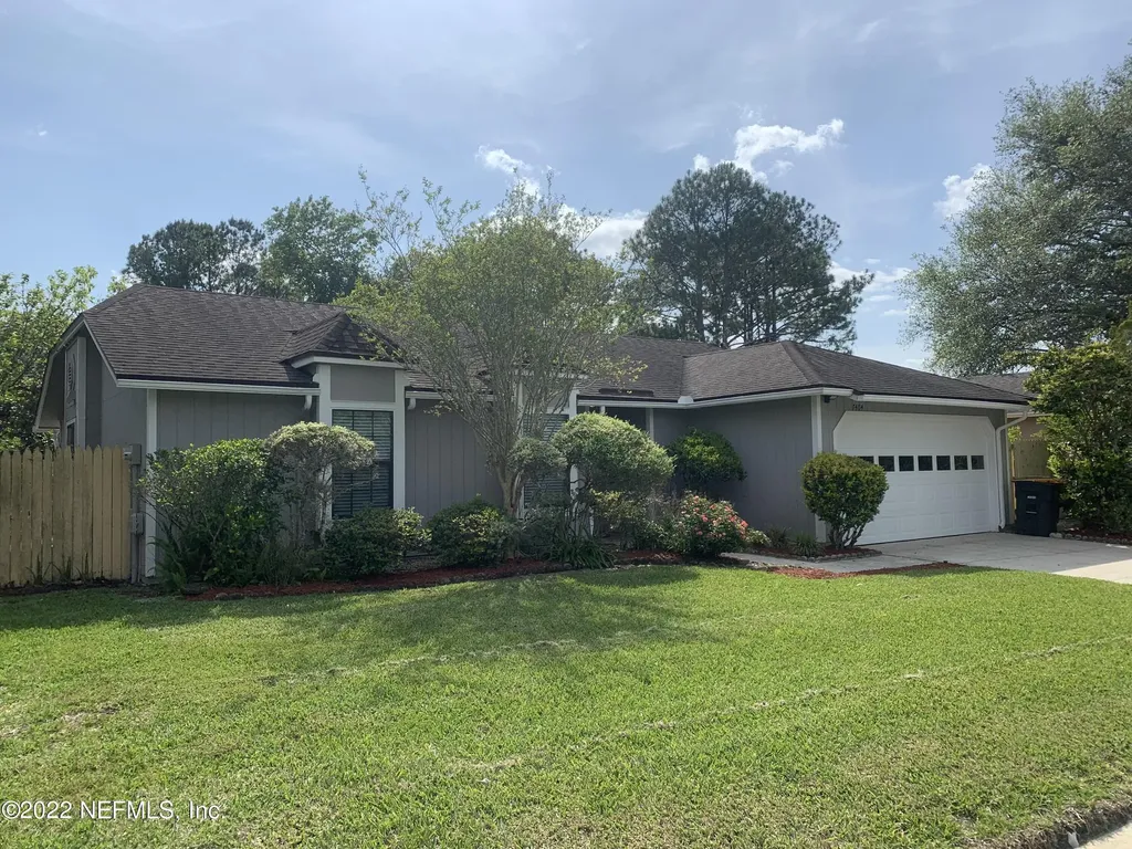 7404 Amandas Crossing Drive N Jacksonville FL 32244