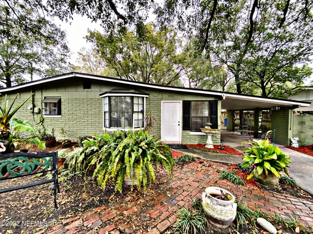 7711 Lazeau Drive Jacksonville FL 32211