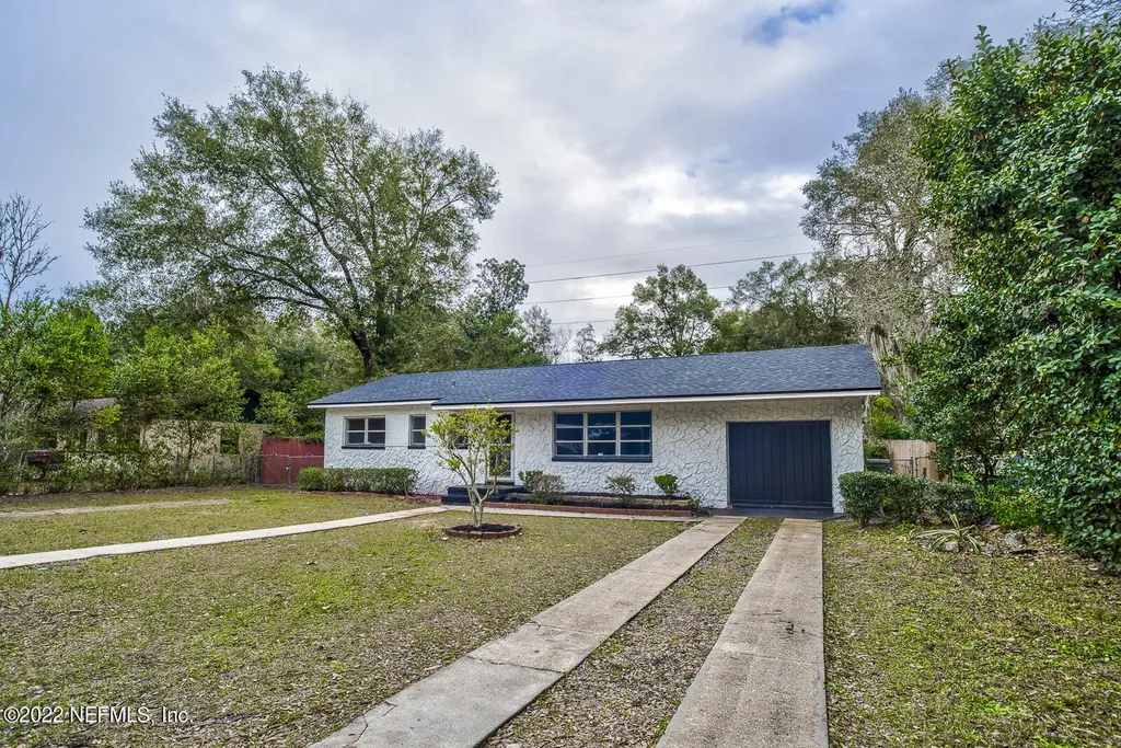 109 Crestwood Avenue Palatka FL 32177