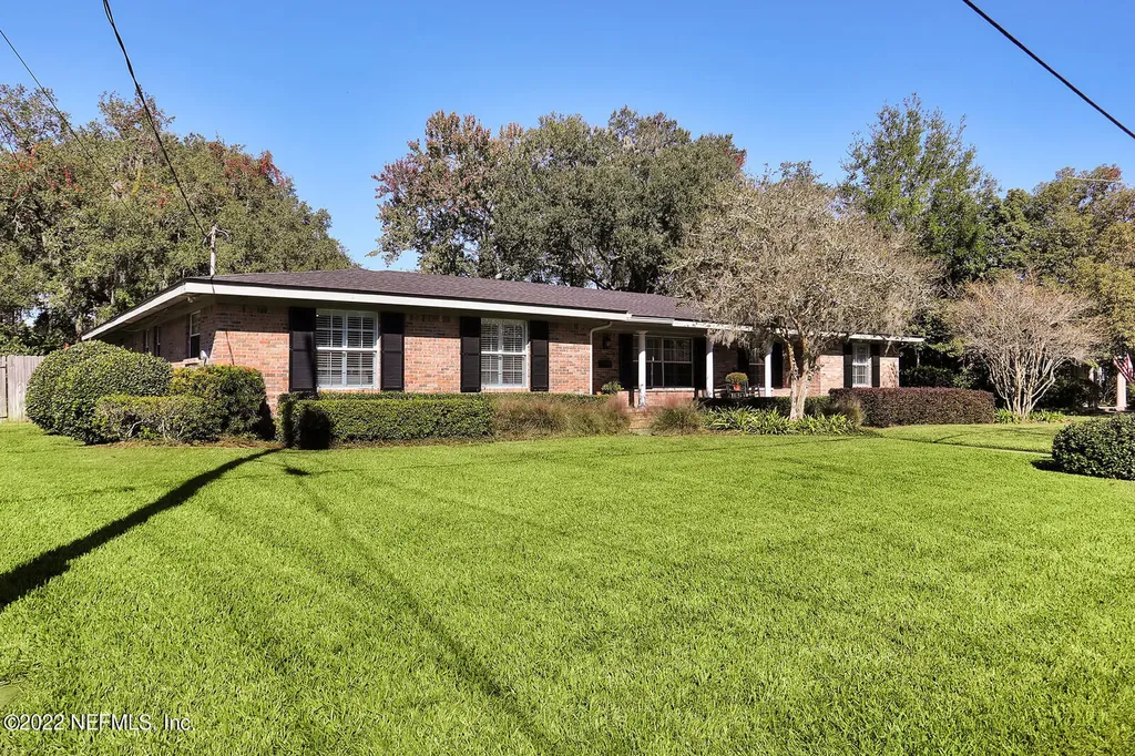 2303 Miller Oaks Drive N Jacksonville FL 32217