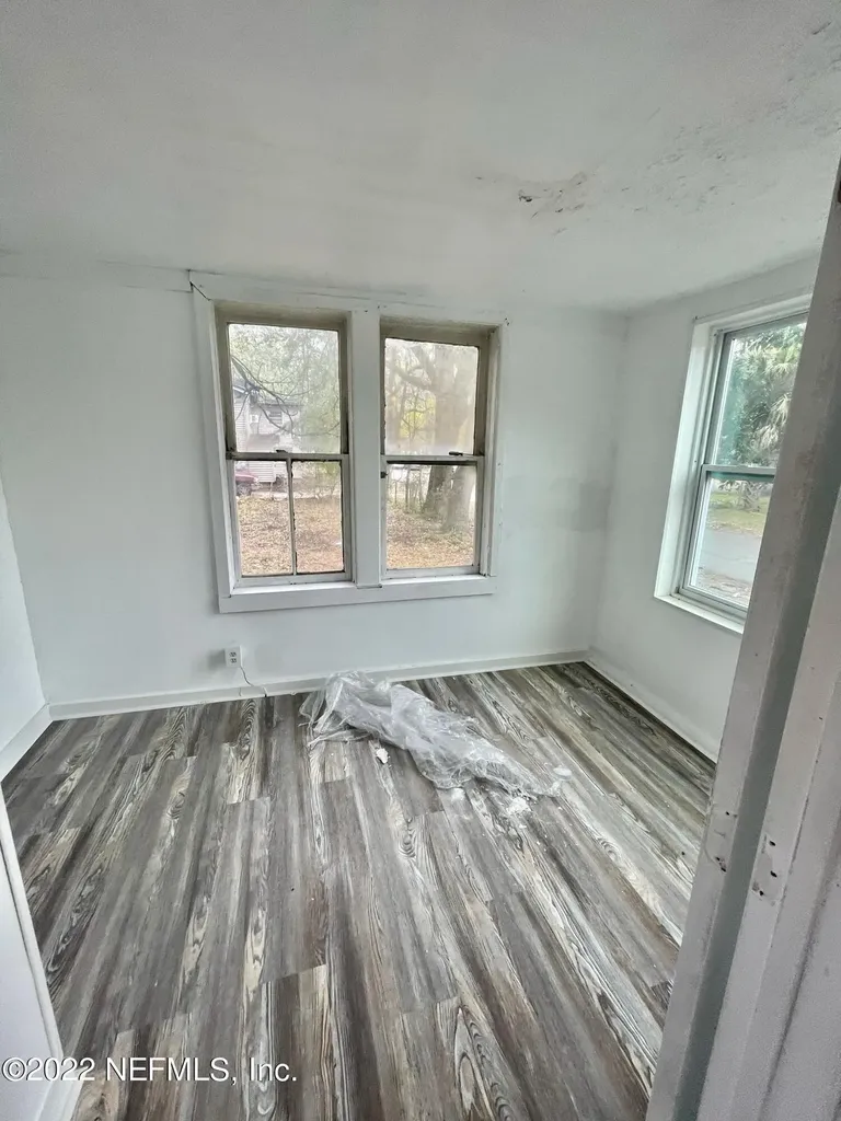 2943 Thomas Street Jacksonville FL 32254