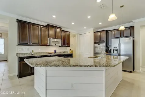 37 Privado Court St. Augustine FL 32095