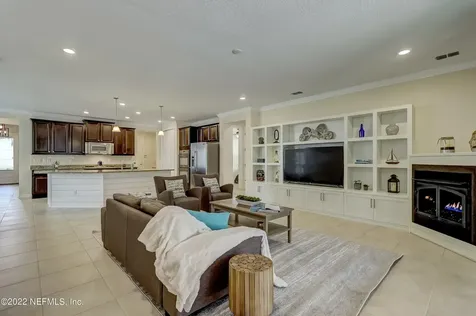 37 Privado Court St. Augustine FL 32095