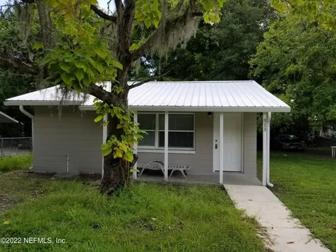 513 N 11th Street Palatka FL 32177