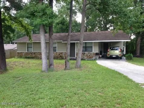 446 Roberts Street S Green Cove Springs FL 32043