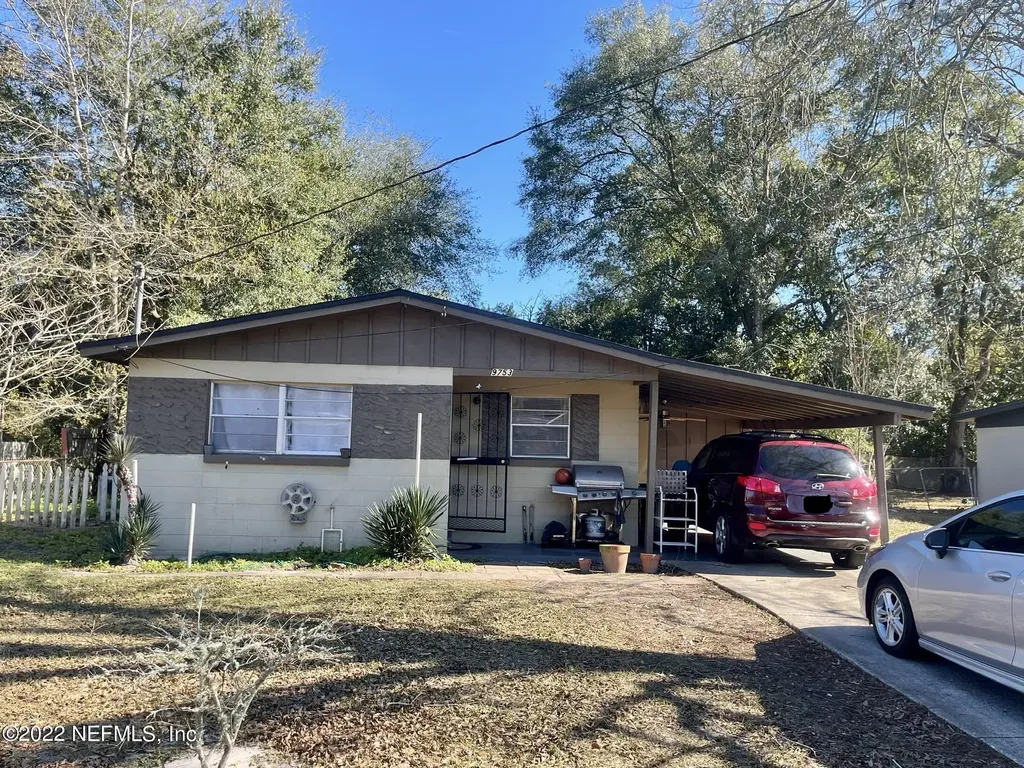 9753 Waynesboro Avenue Jacksonville FL 32208