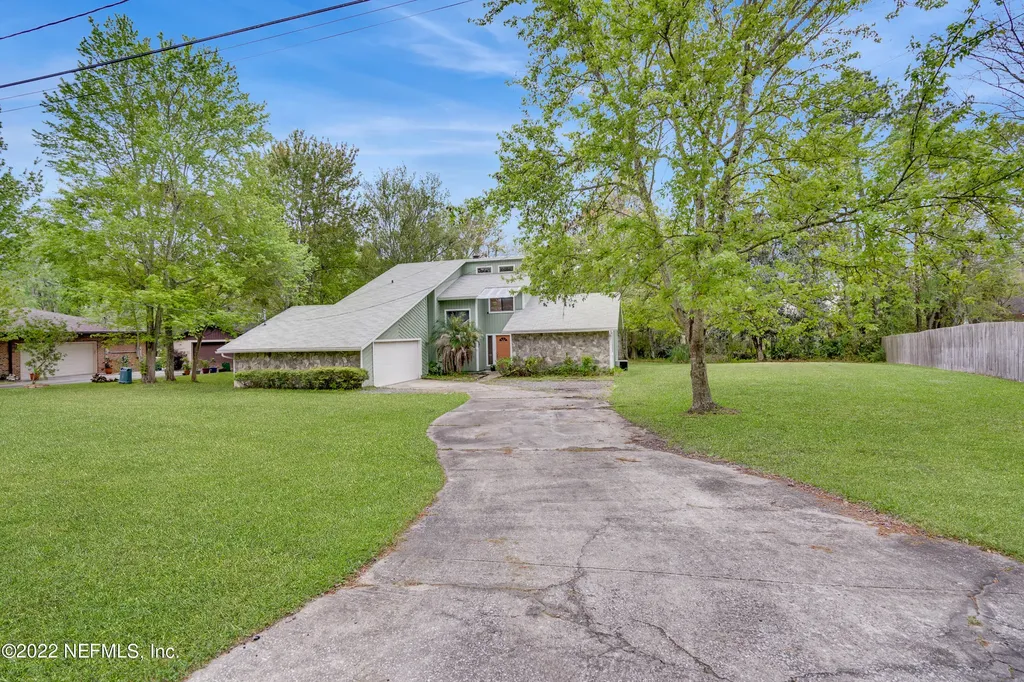 6054 Woodelm Drive Jacksonville FL 32218