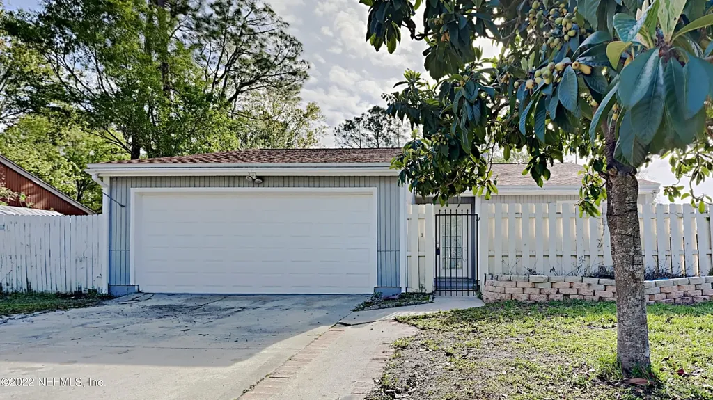 8283 Coralberry Lane Jacksonville FL 32244