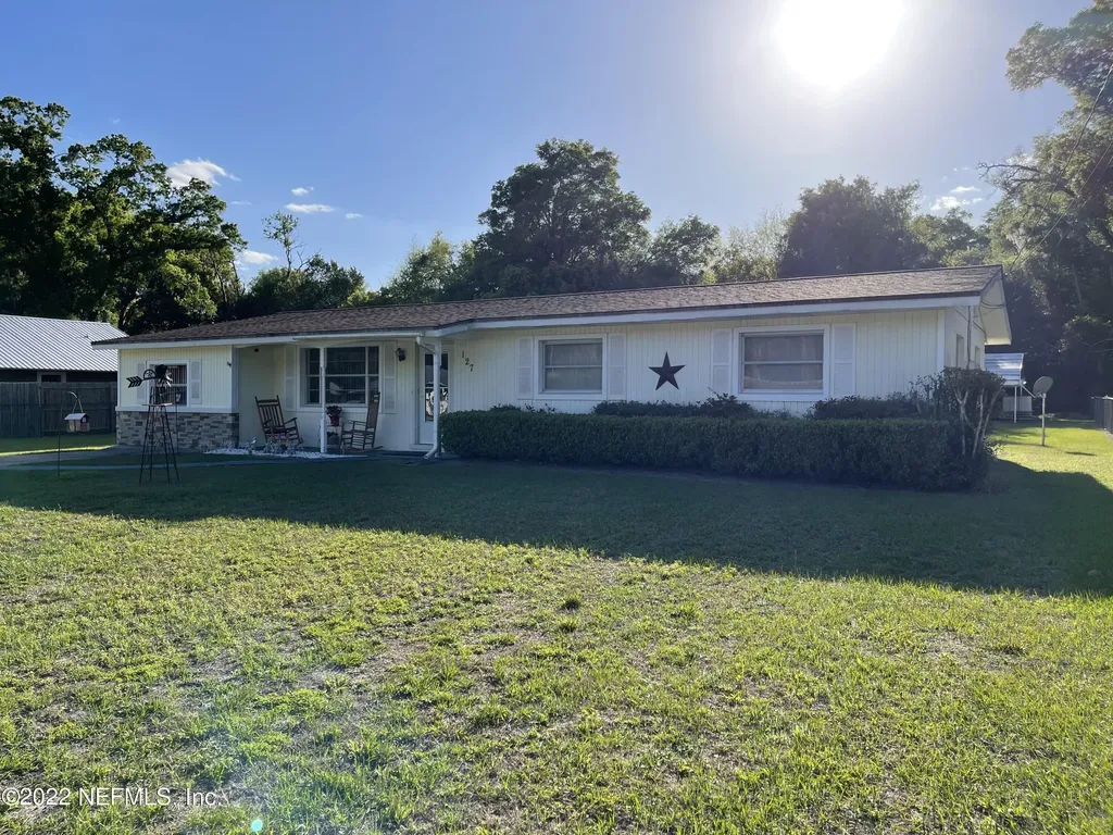 127 Silver Court Palatka FL 32177