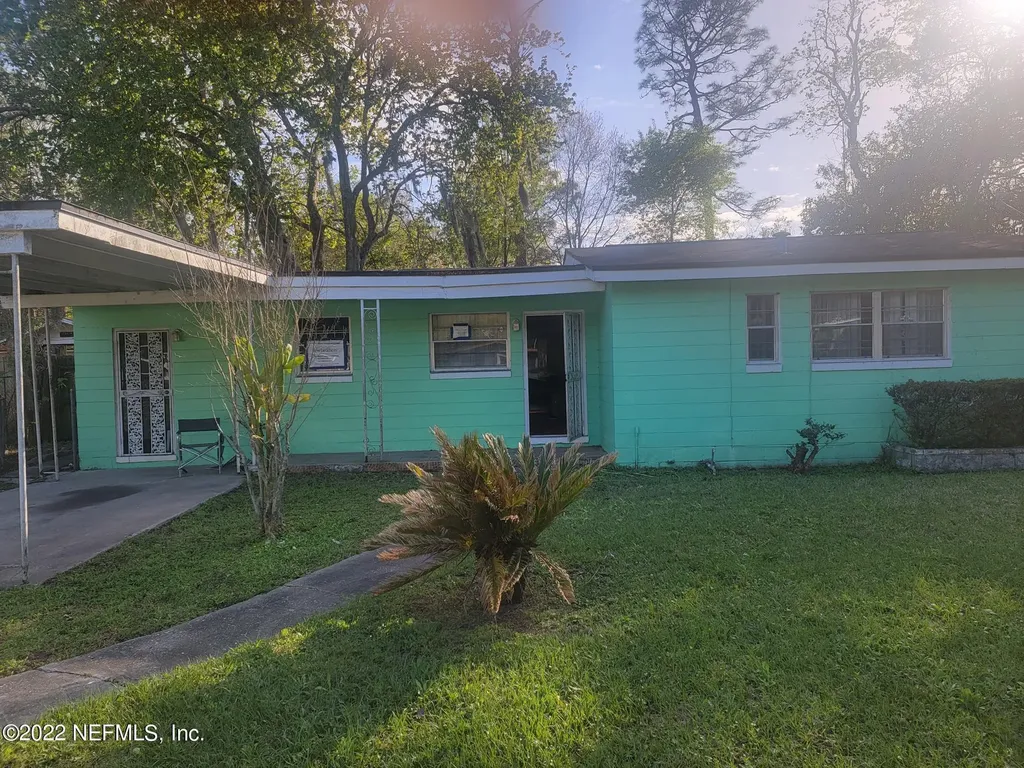 9028 Castle Boulevard Jacksonville FL 32208