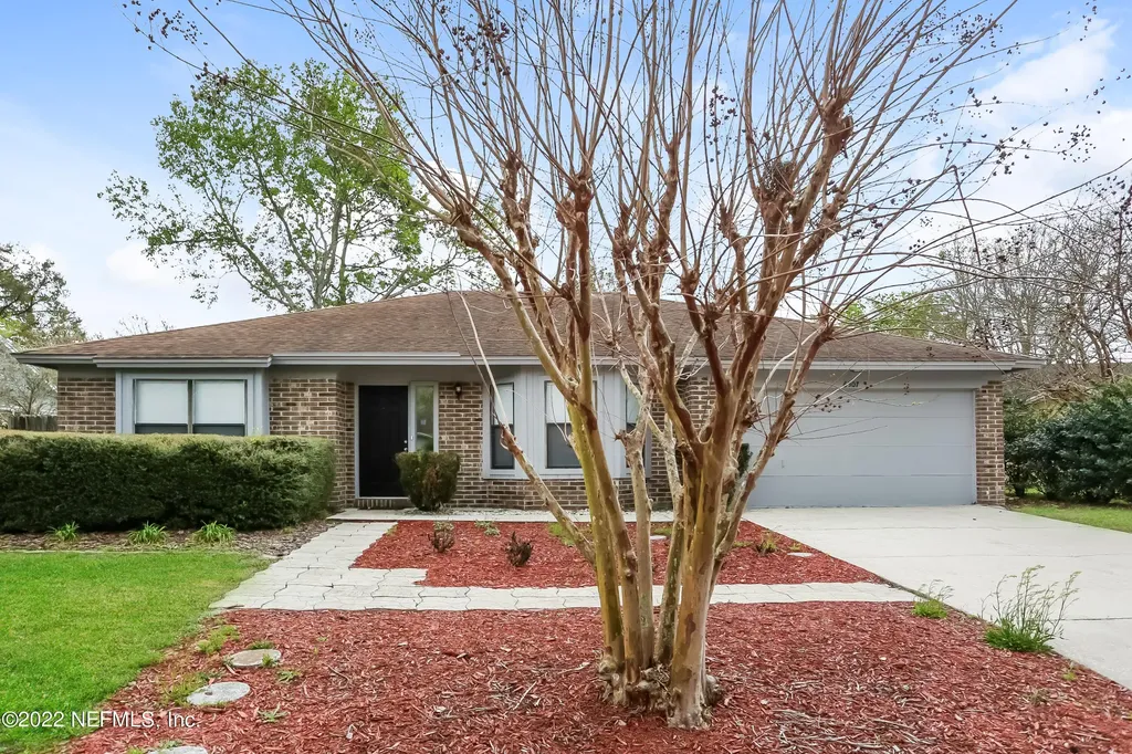 6507 Diamond Leaf Court S Jacksonville FL 32244