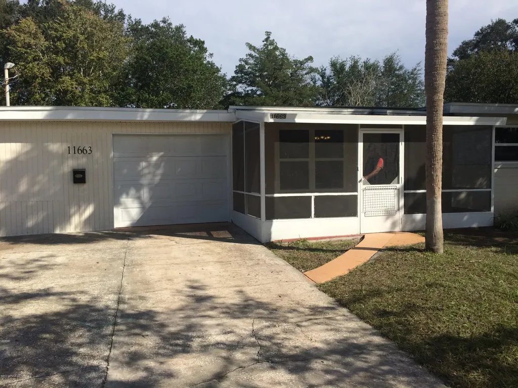 11663 Cape Horn Avenue Jacksonville FL 32246