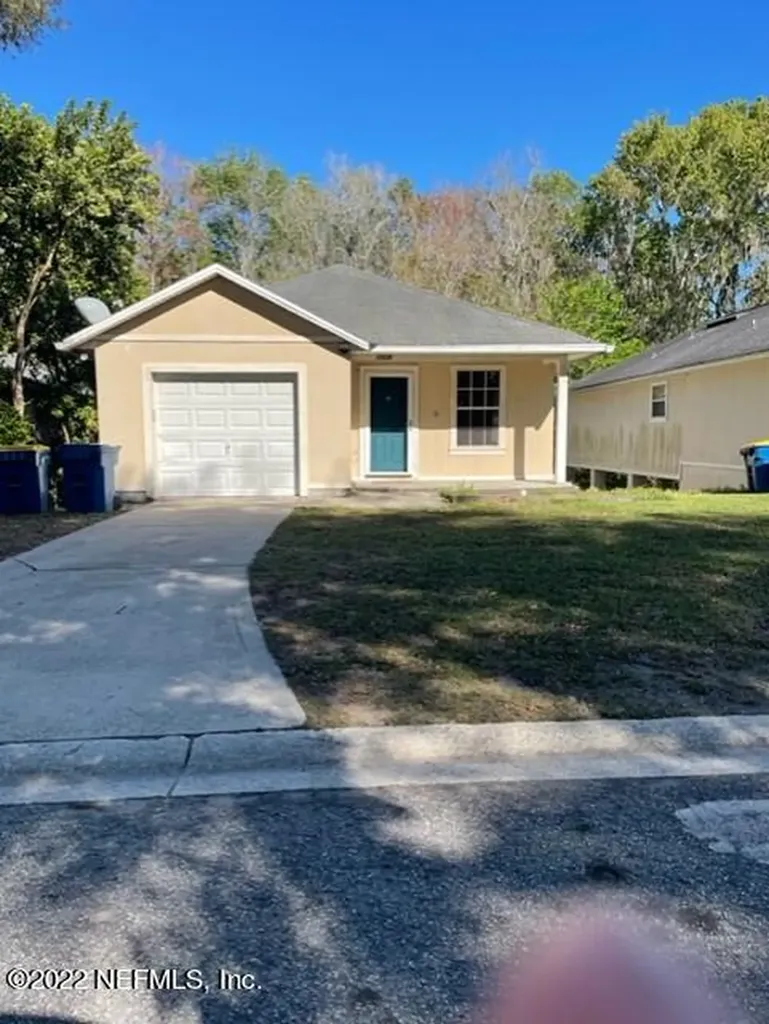 1229 Homard Place Jacksonville FL 32225