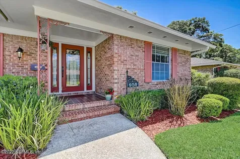 959 Parkridge Circle E Jacksonville FL 32211