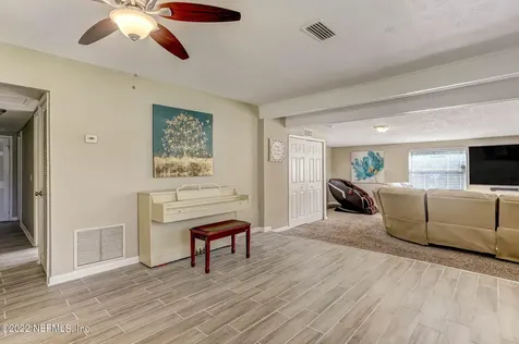 2145 Antilles Court Jacksonville FL 32216